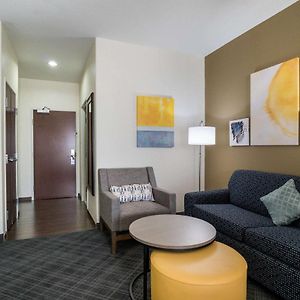 King Suite Mobility accessible