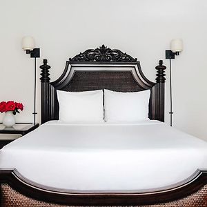 Superior Queen Suite