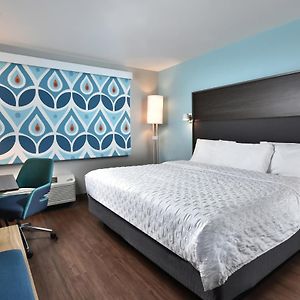 King Room Mobility or hearing accessible