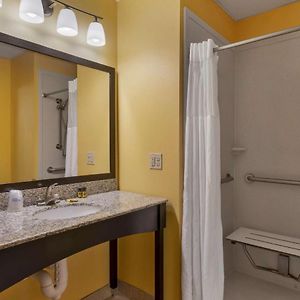 King Suite Mobility accessible
