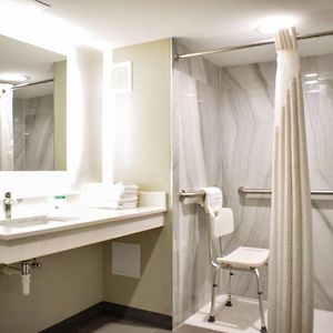 King Room Mobility accessible