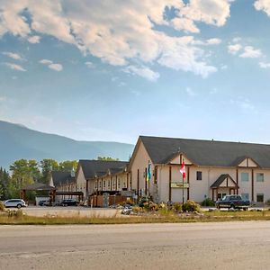 Best Western Plus Valemount Inn & Suites