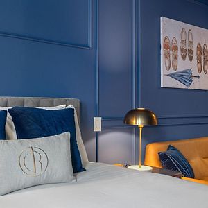 Premium Queen Room