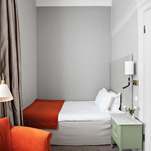 Standard Room with 1 Single Bed