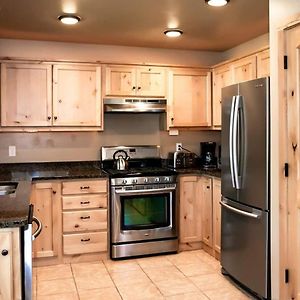 Family One-Bedroom Apartment