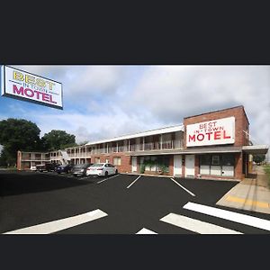 Best In Town Motel