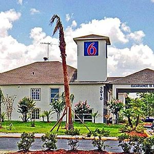 Motel 6-Pasadena, Tx