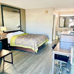 Queen Room Mobility accessible