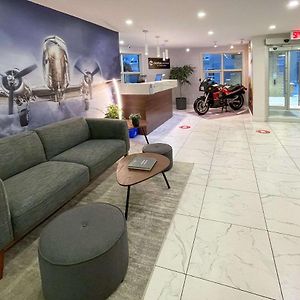 Clarion Pointe Quebec Airport