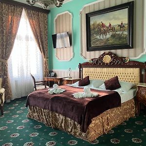 Superior Two-Bedroom Apartment