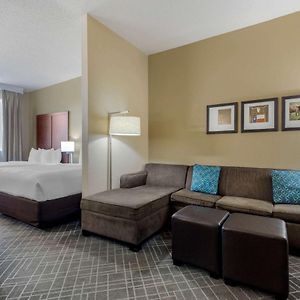 Queen Suite