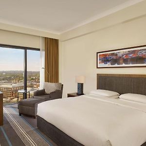 Upper Floors King Room