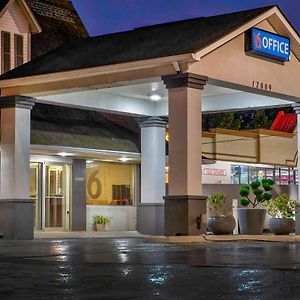 Motel 6 Byron, Ga