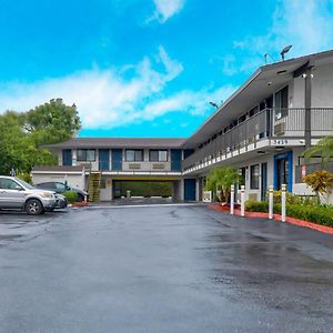 Motel 6-El Monte, Ca - Los Angeles
