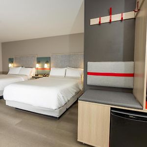 Twin Room Mobility accessible