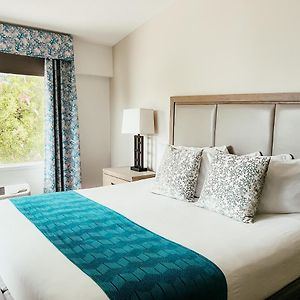 Premier King Room