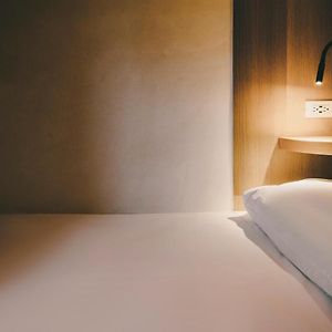 Dormitory Room Mixed