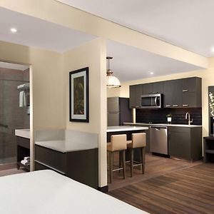 Hyatt Place Monterrey Valle