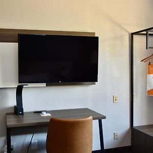 King Room Mobility accessible