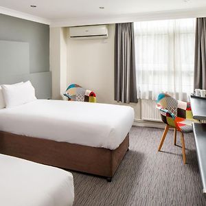Classic Twin Room