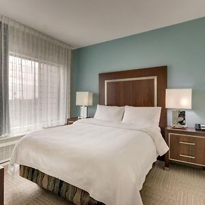 One-Bedroom King Suite