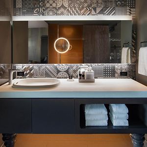 Fabulous Queen Room