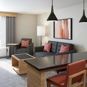Queen Suite