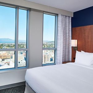 One-Bedroom King Suite