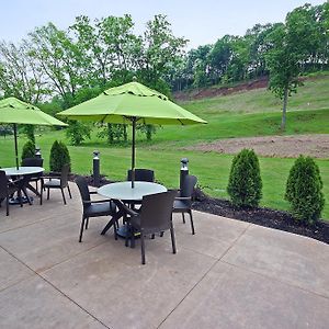 Comfort Suites Marietta-Parkersburg