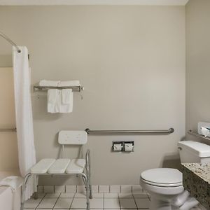 Efficiency Queen Suite Disability Access