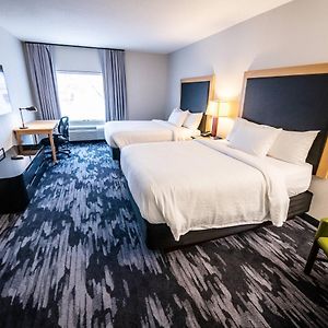 Queen Room Mobility or hearing accessible