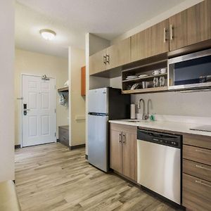 Efficiency King Suite