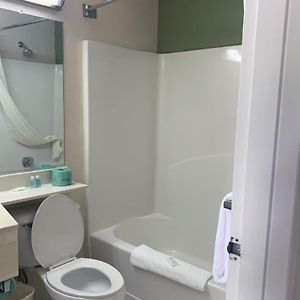 Queen Suite