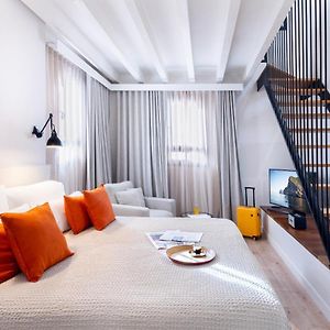 Duplex Suite