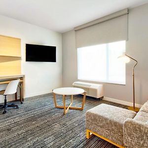 Queen Suite