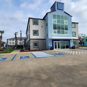 Motel 6-Biloxi, Ms - Beach