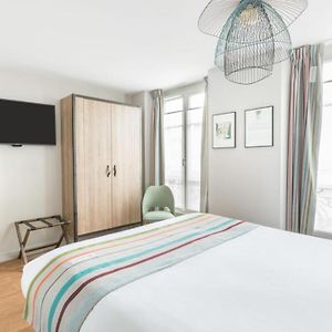 Classic Queen Room
