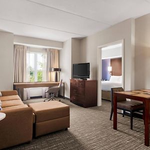 One-Bedroom King Suite