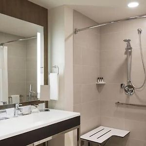 King Room Mobility accessible