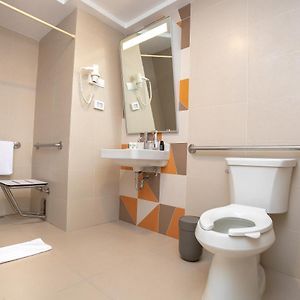 Queen Room Disability Access