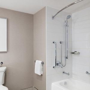 Tradition King Room