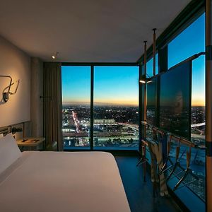 Corner King Room