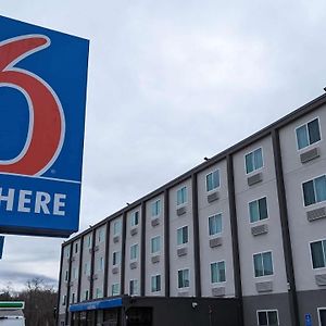 Motel 6-Framingham, Ma - Boston West