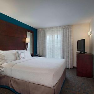 One-Bedroom King Suite