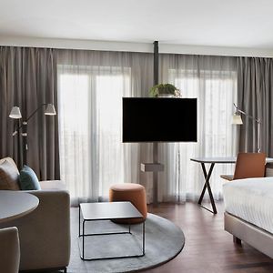 Comfort Queen Studio