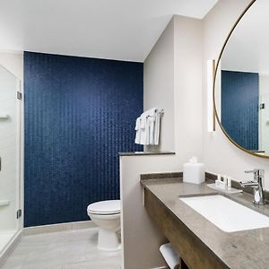 Queen Room Hearing Accesible