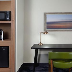 Queen Room Hearing Accesible