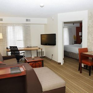 One-Bedroom King Suite