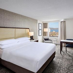 Club Superior King Room