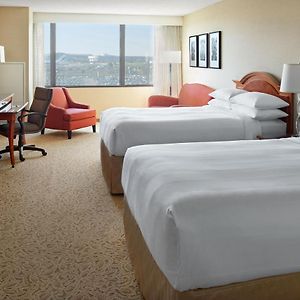 Corner Double Room